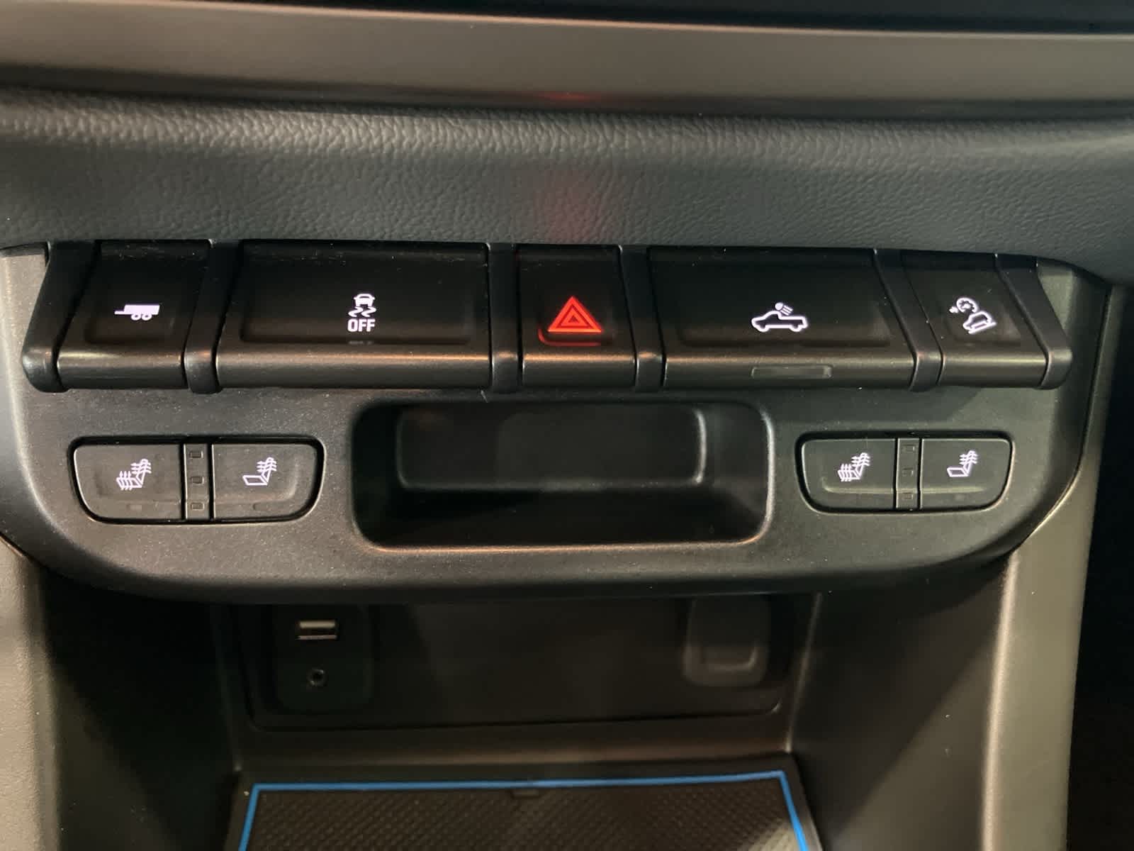 Thumbnail: 2018 Chevrolet Colorado - 18