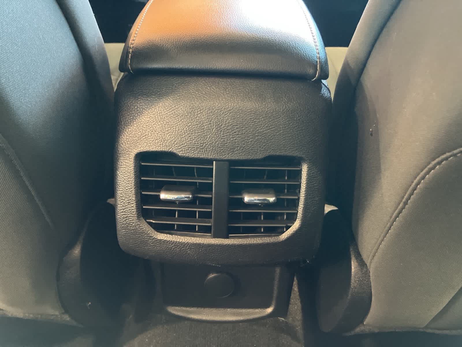 Thumbnail: 2020 Ford Fusion - 24