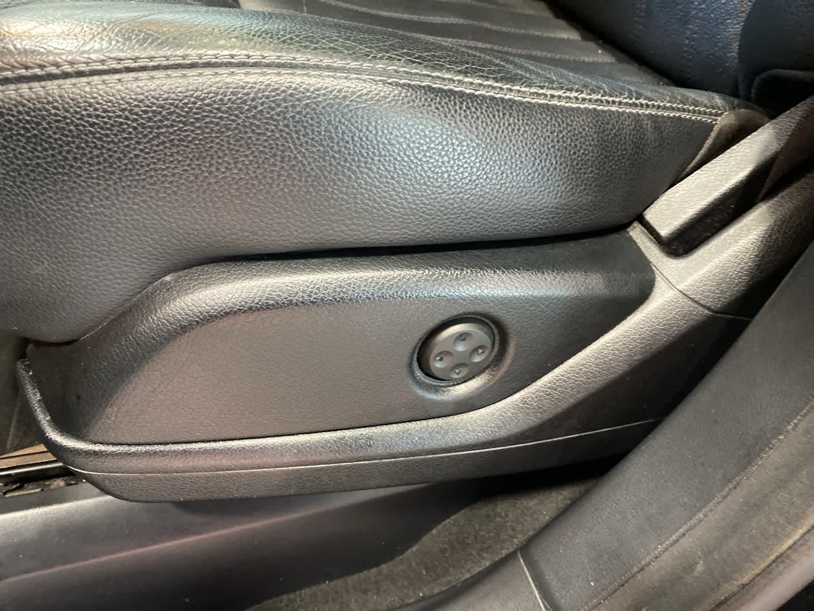 Thumbnail: 2017 Mercedes-Benz GLS - 17