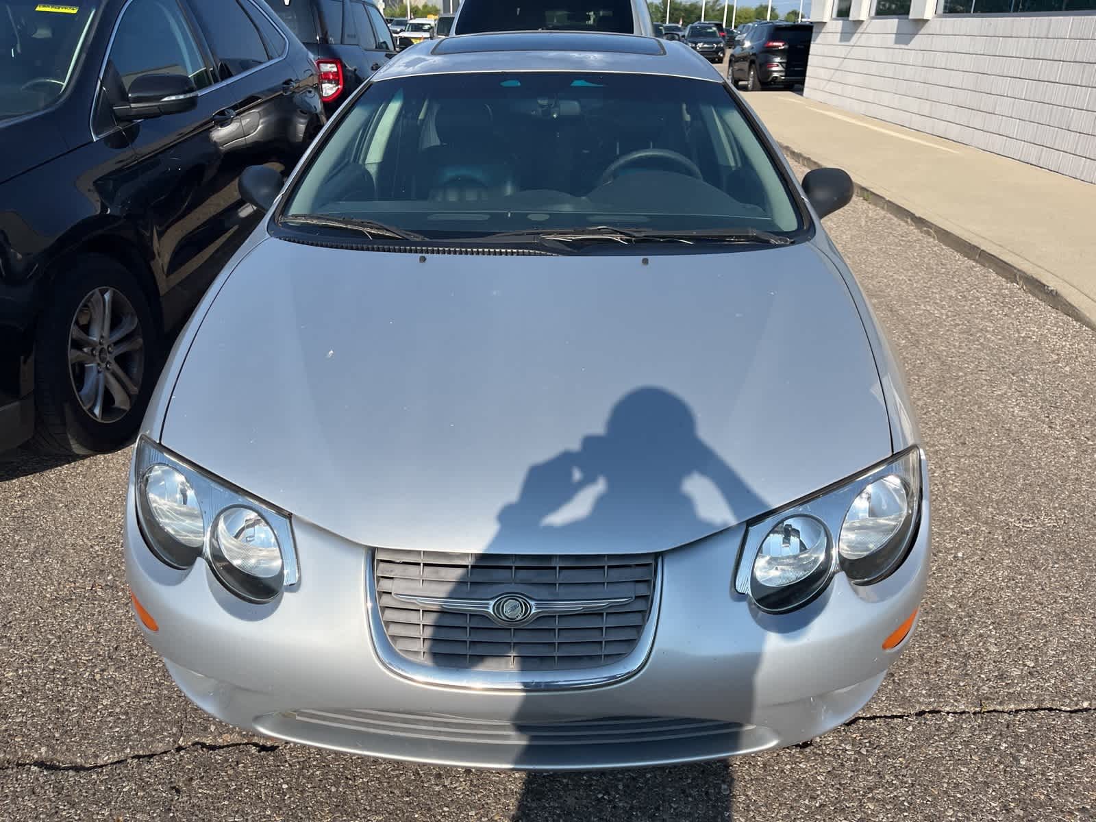 Thumbnail: 2000 Chrysler 300 - 18