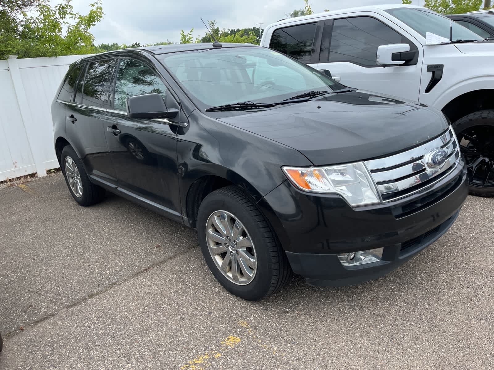Thumbnail: 2010 Ford Edge - 18