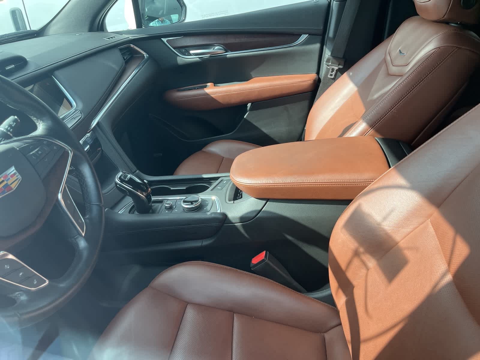 Thumbnail: 2021 Cadillac XT5 - 24