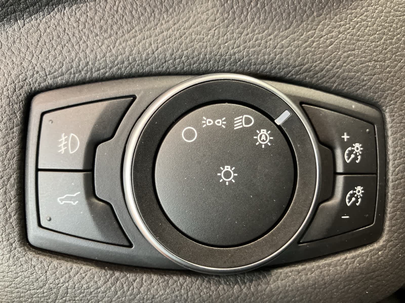 Thumbnail: 2017 Ford Escape - 14