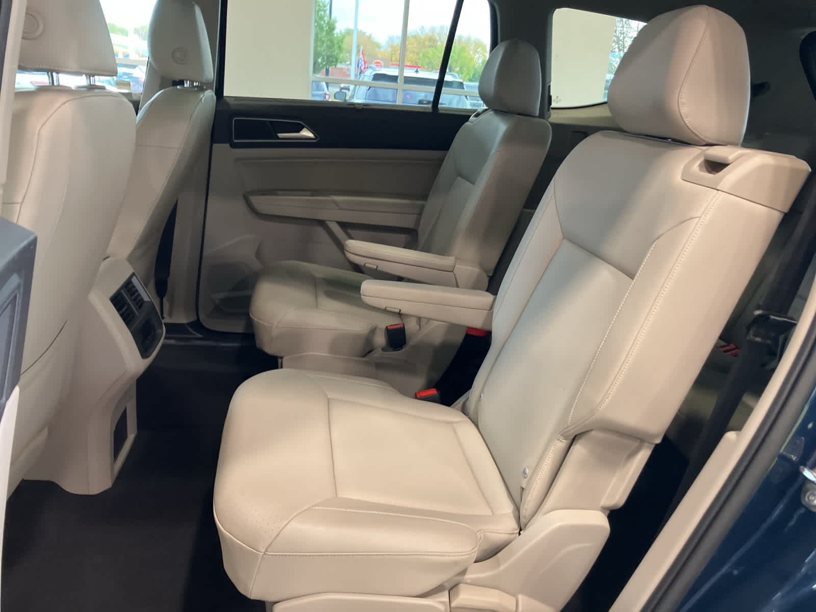 Thumbnail: 2019 Volkswagen Atlas - 27