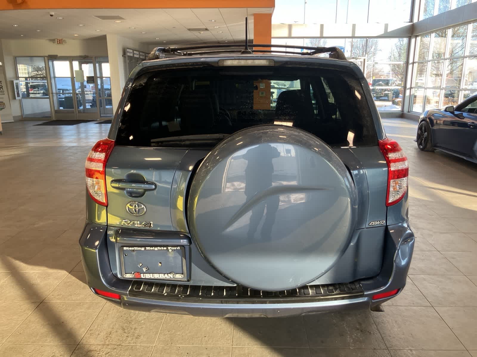 Thumbnail: 2012 Toyota RAV4 - 6