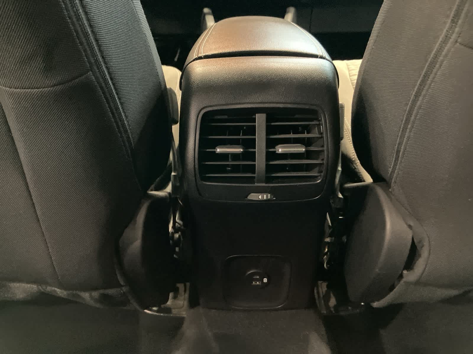 Thumbnail: 2022 Ford Escape - 23