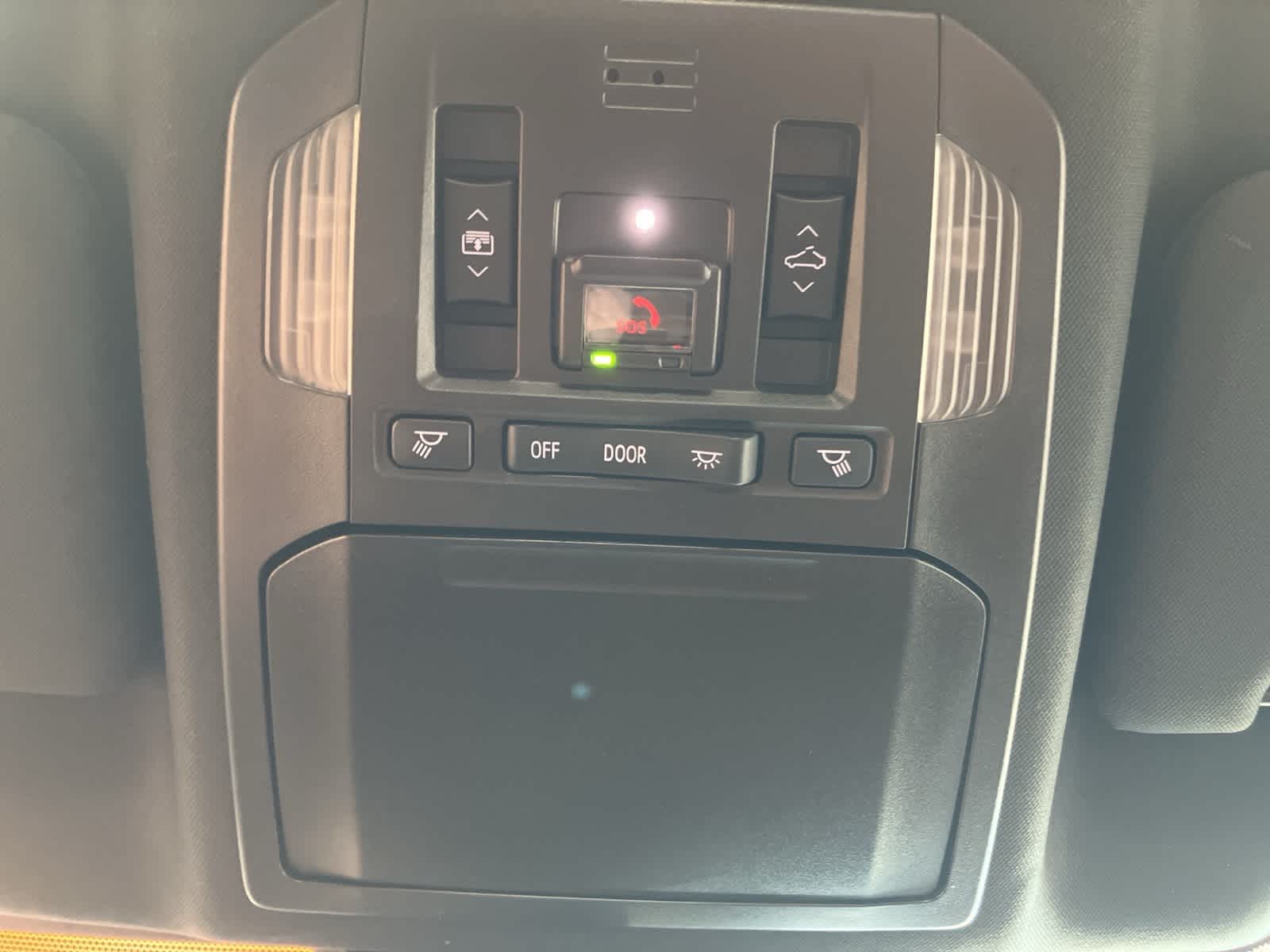 Thumbnail: 2023 Toyota Highlander - 26