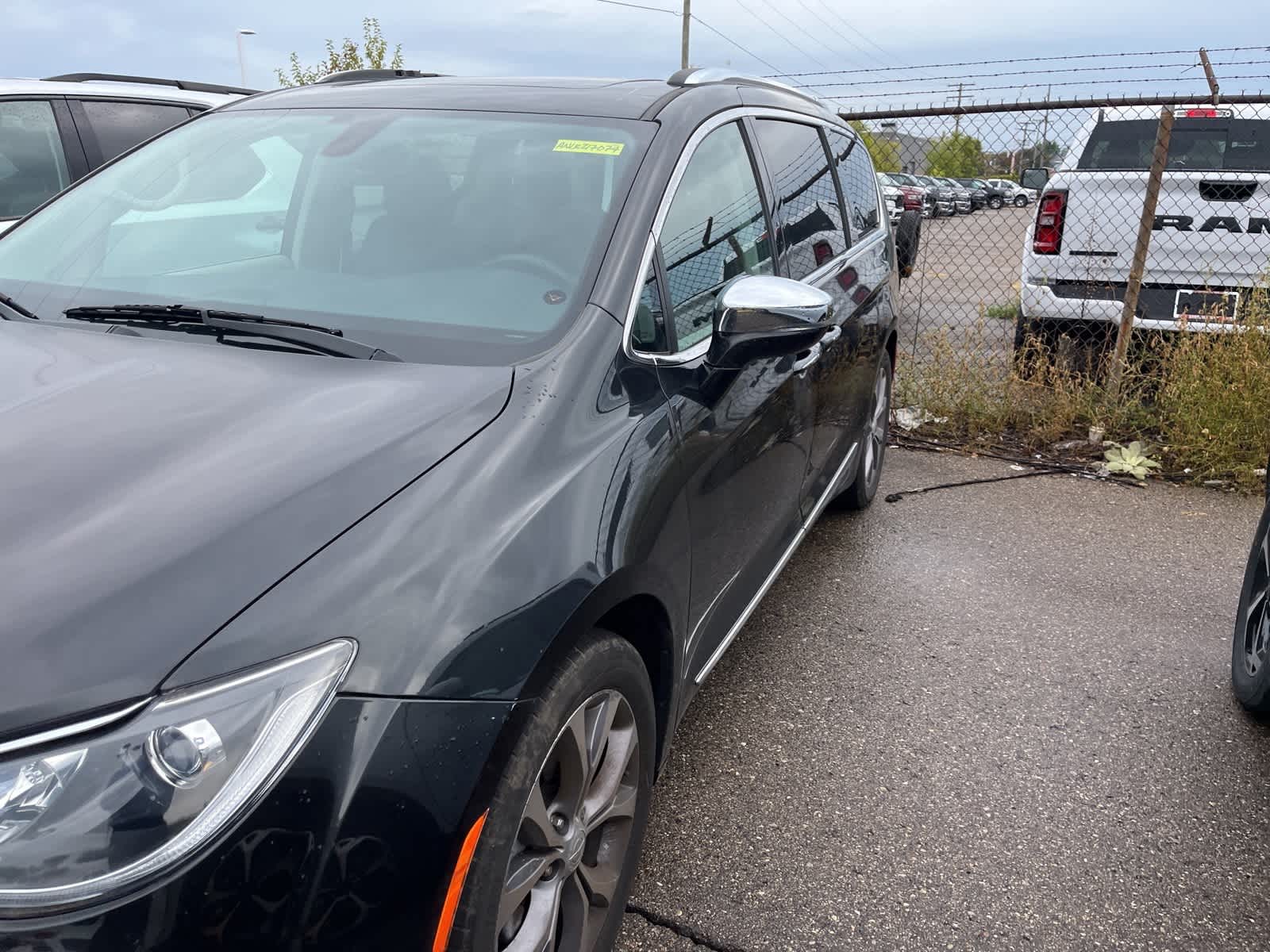 Thumbnail: 2020 Chrysler Pacifica - 5