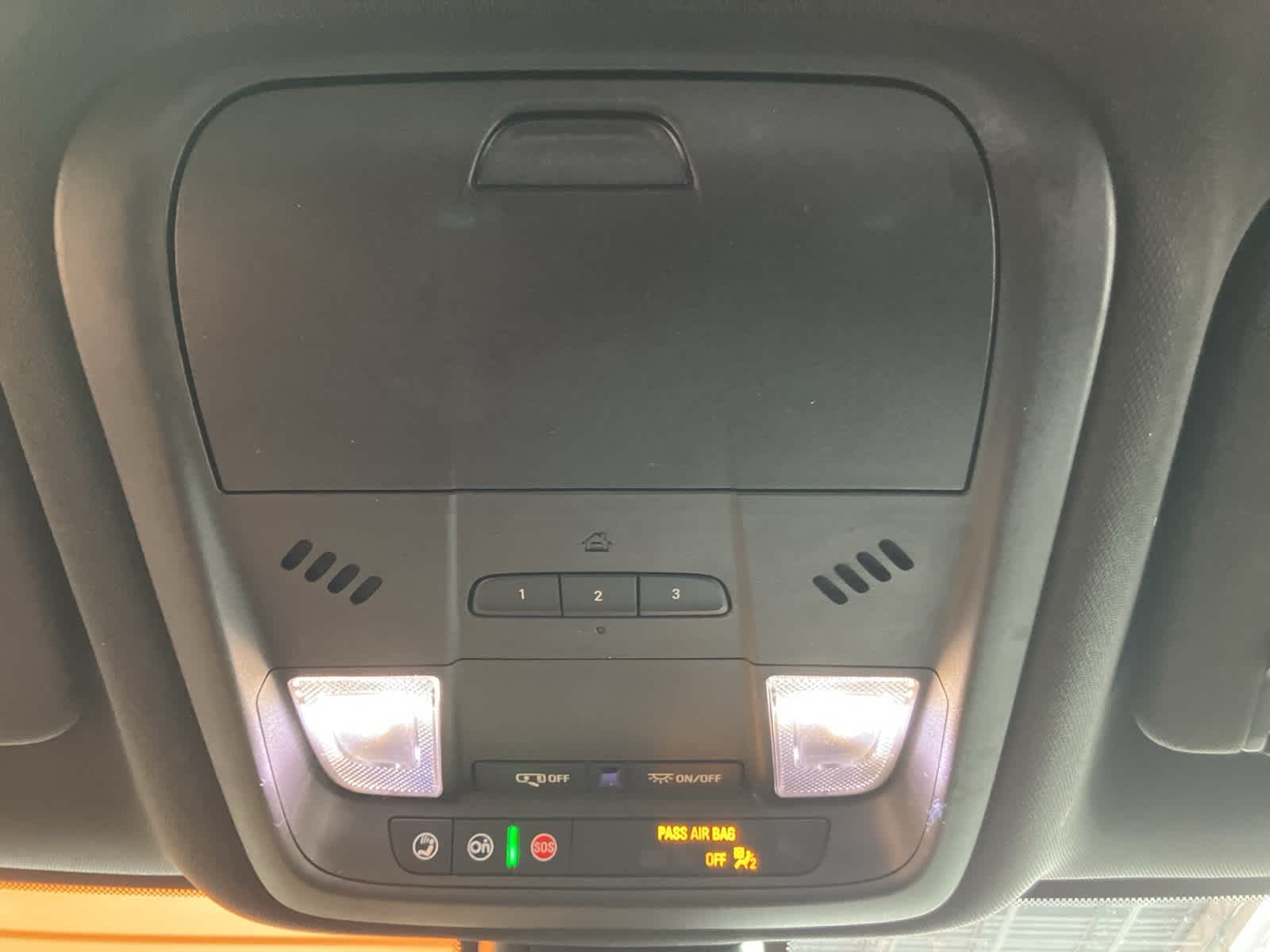 Thumbnail: 2021 Chevrolet Blazer - 21