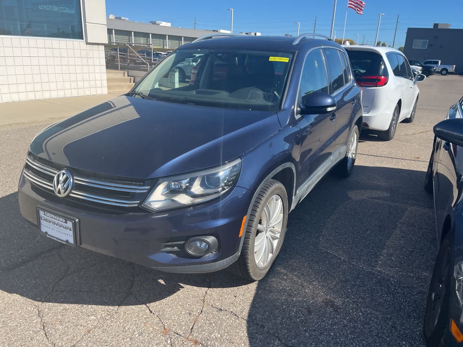 Thumbnail: 2016 Volkswagen Tiguan - 2