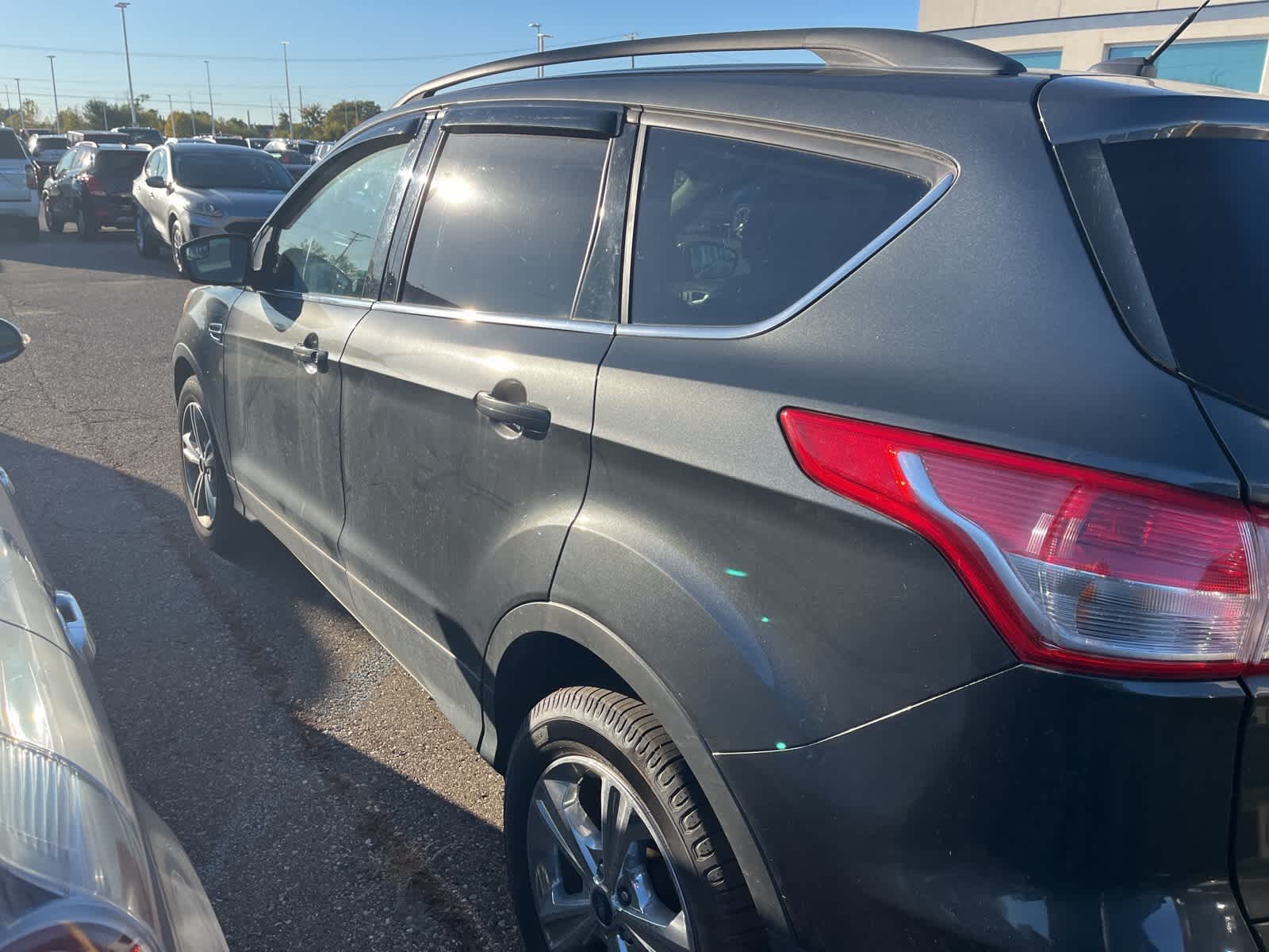Thumbnail: 2016 Ford Escape - 10