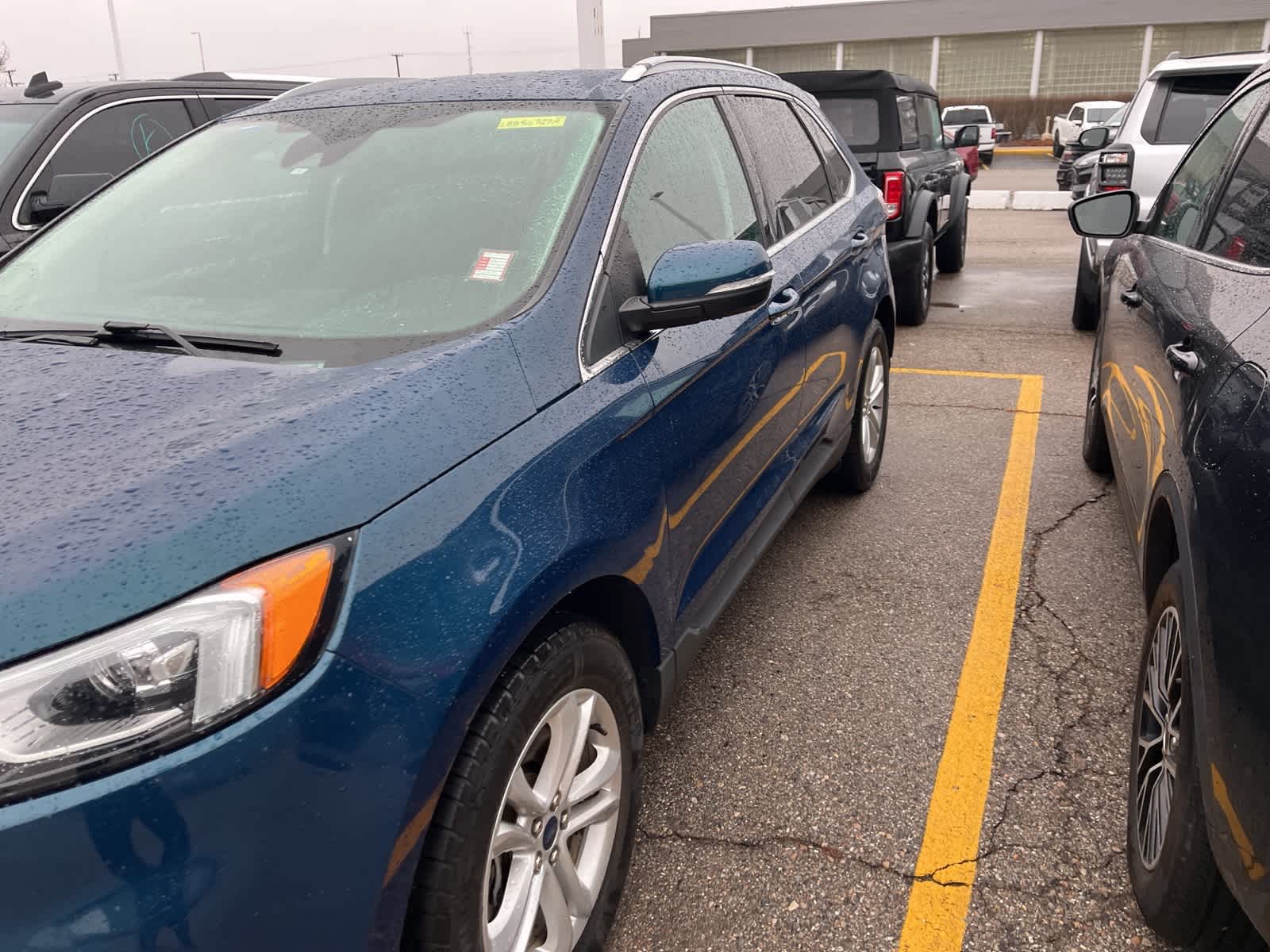 Thumbnail: 2020 Ford Edge - 6