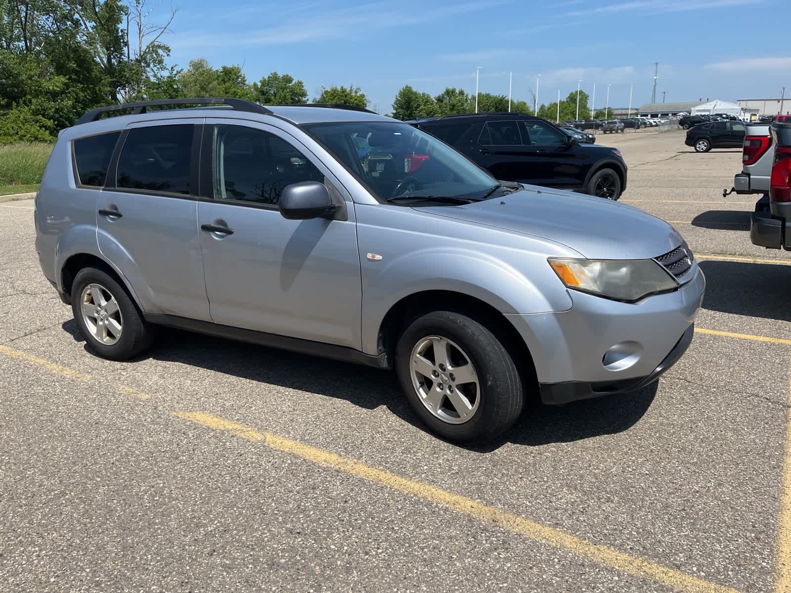 Thumbnail: 2007 Mitsubishi Outlander - 15