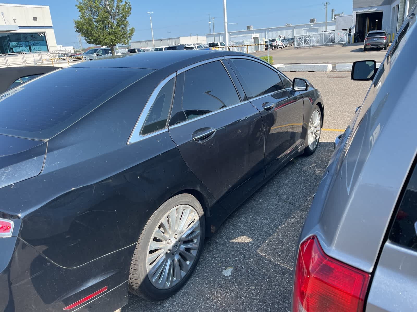 Thumbnail: 2016 Lincoln MKZ - 17