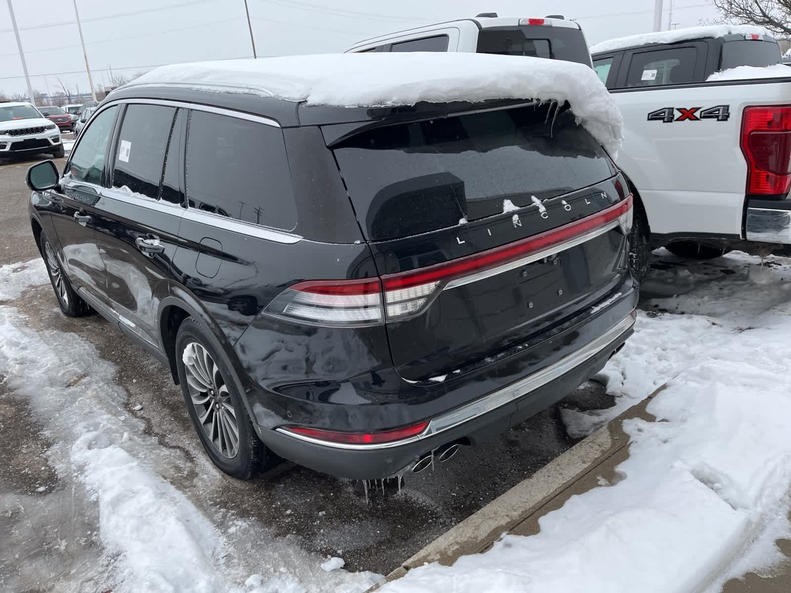 Thumbnail: 2020 Lincoln Aviator - 9