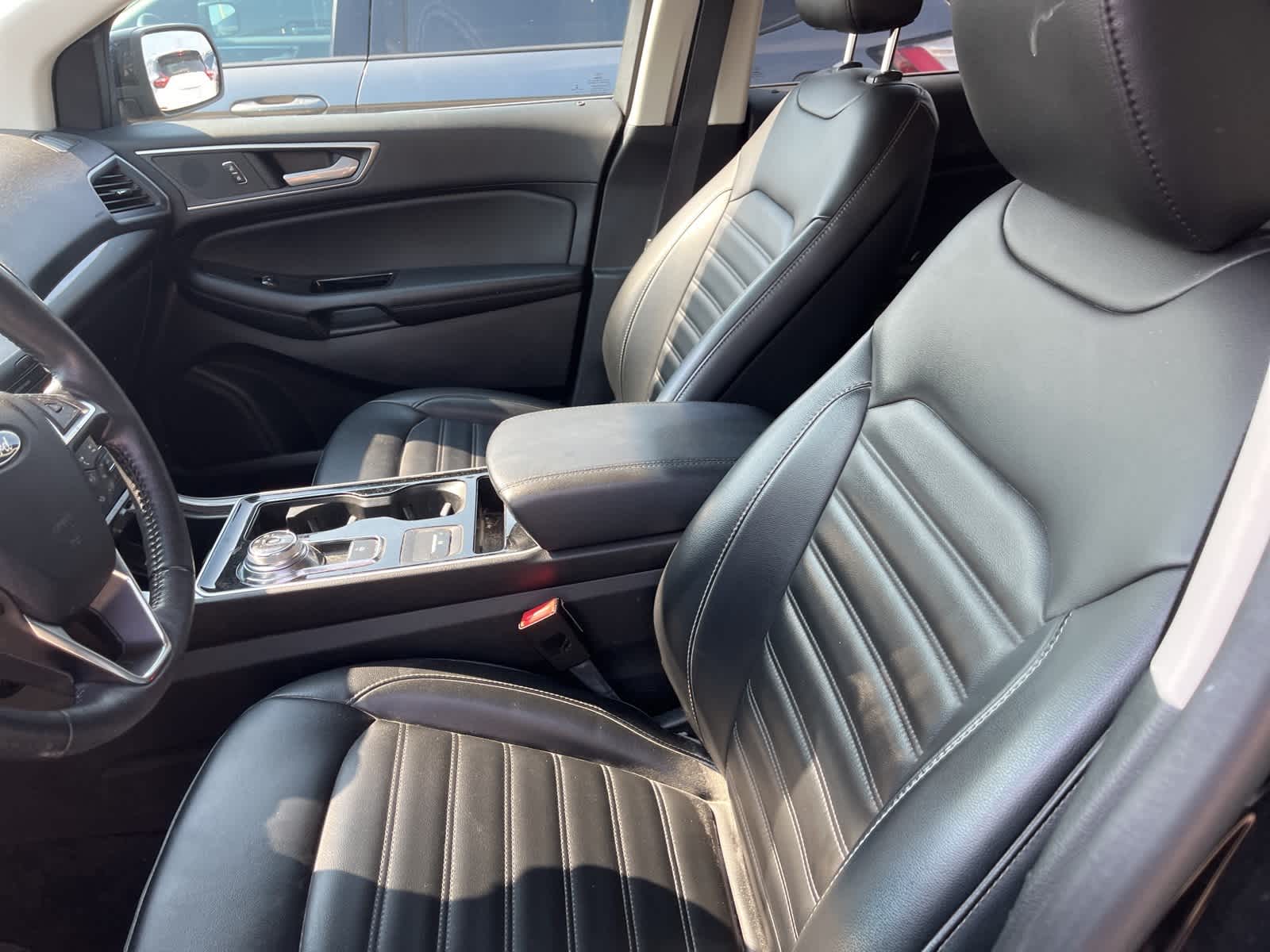 Thumbnail: 2020 Ford Edge - 22