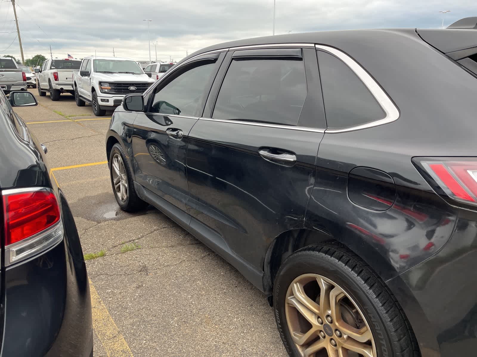 Thumbnail: 2015 Ford Edge - 10