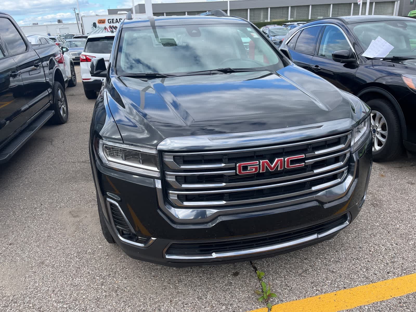 Thumbnail: 2023 GMC Acadia - 20