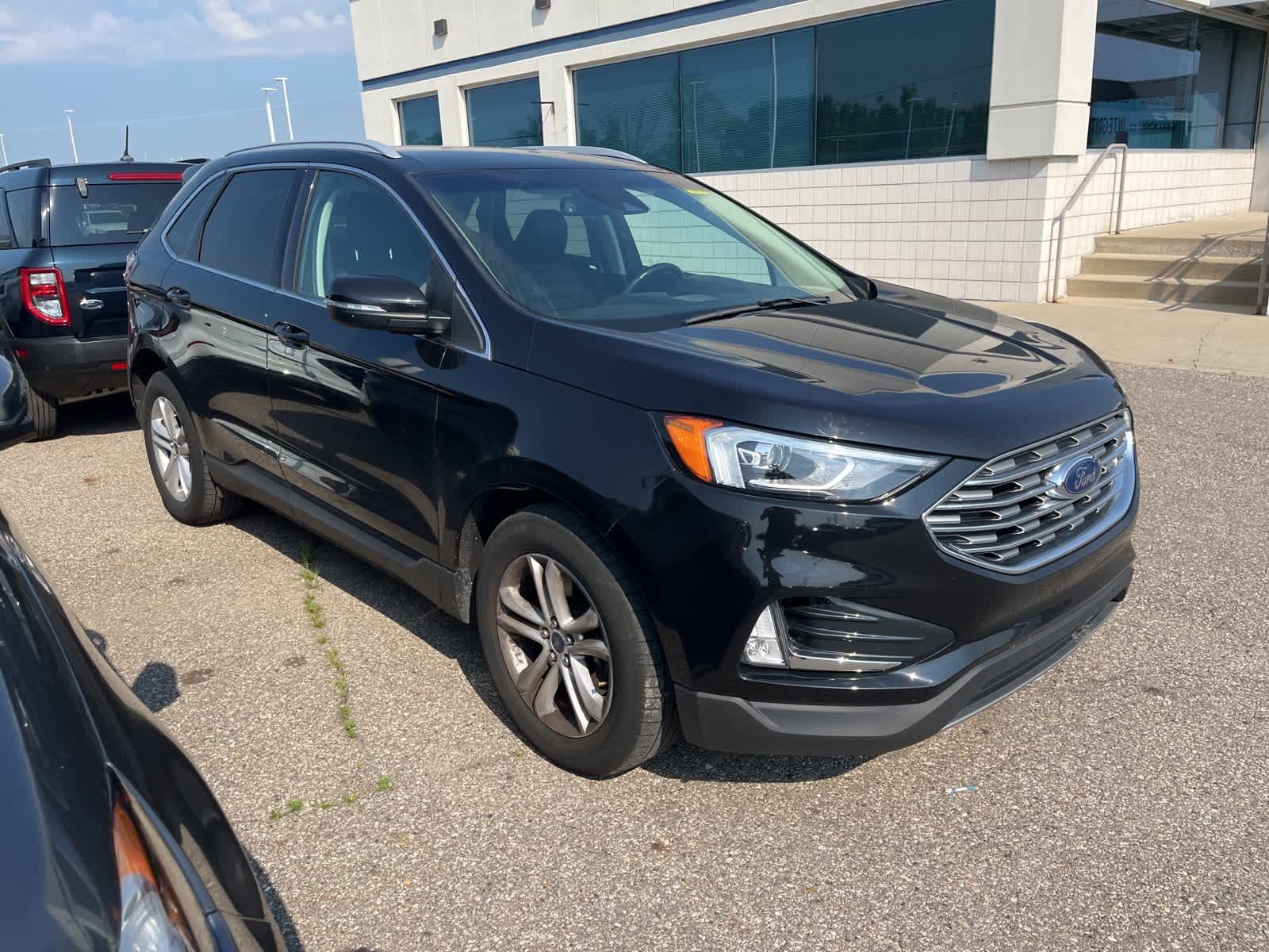 Thumbnail: 2020 Ford Edge - 15