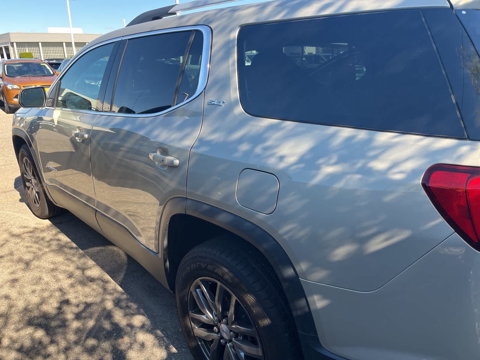 Thumbnail: 2017 GMC Acadia - 10