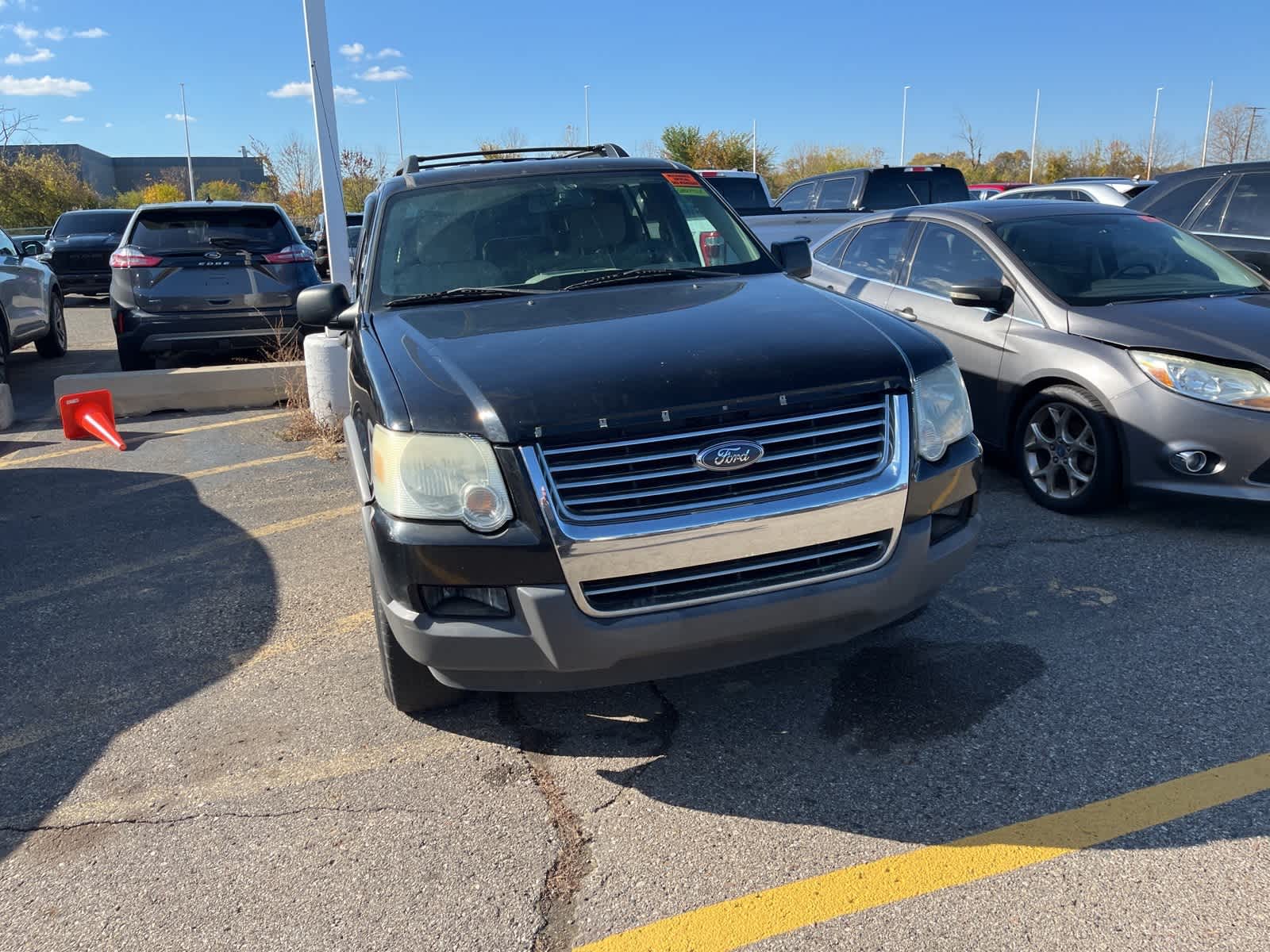 Thumbnail: 2006 Ford Explorer - 21