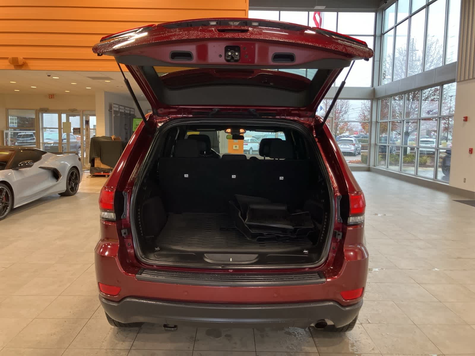 Thumbnail: 2021 Jeep Grand Cherokee - 26