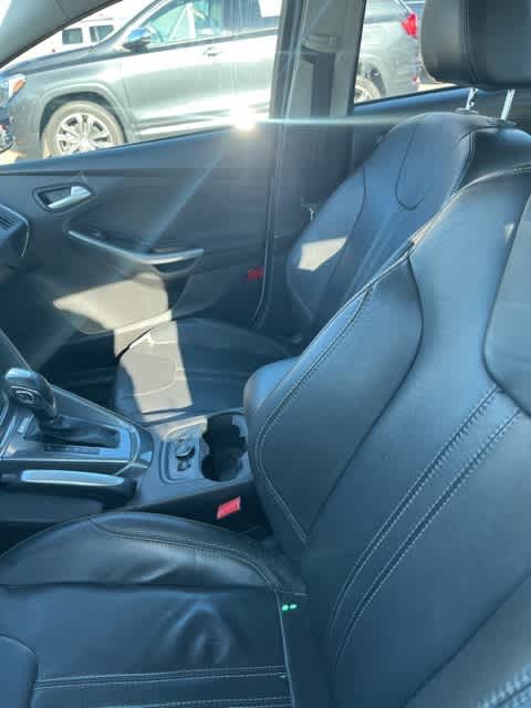 Thumbnail: 2013 Ford Focus - 9