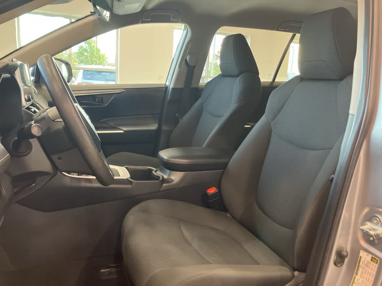 Thumbnail: 2024 Toyota RAV4 - 10