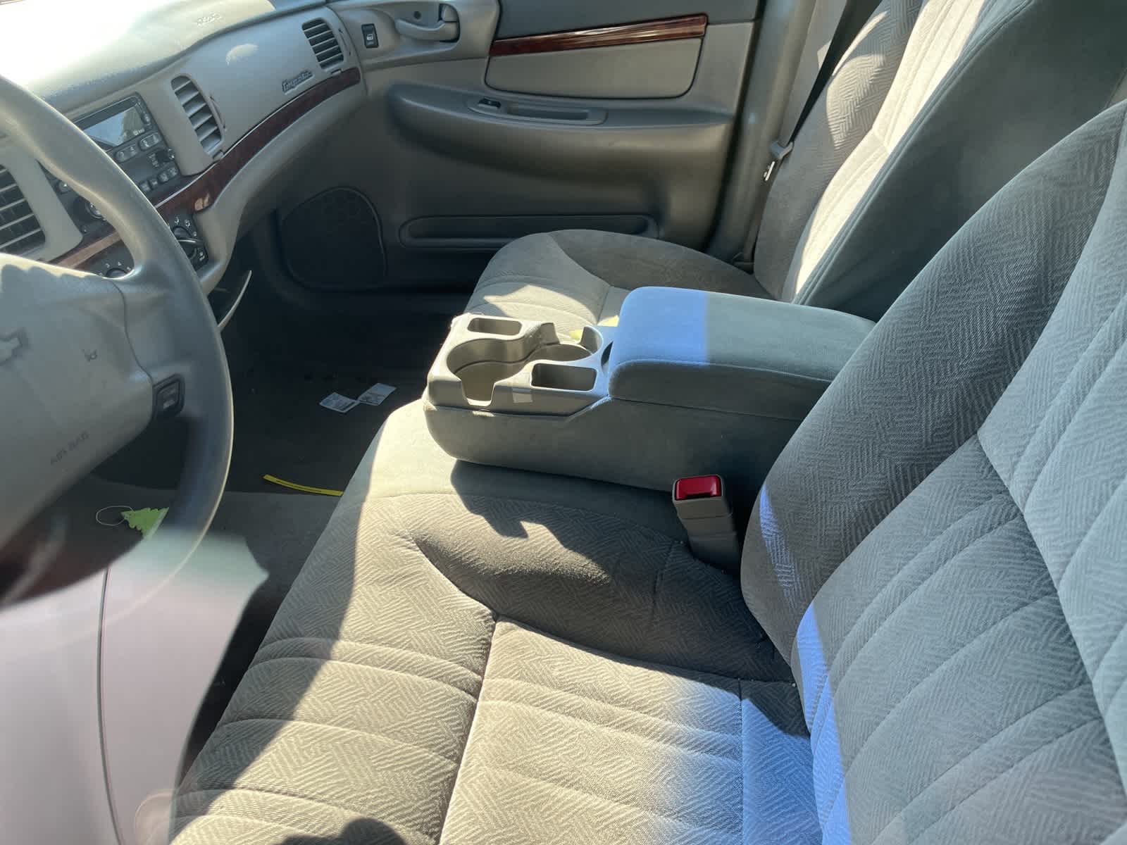 Thumbnail: 2002 Chevrolet Impala - 23