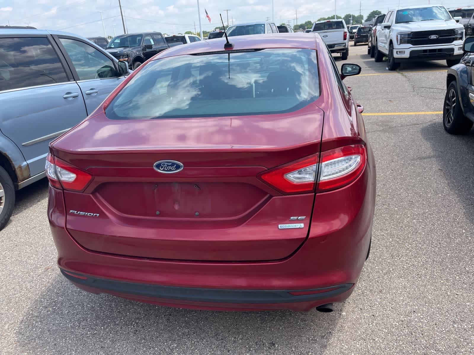 Thumbnail: 2014 Ford Fusion - 11