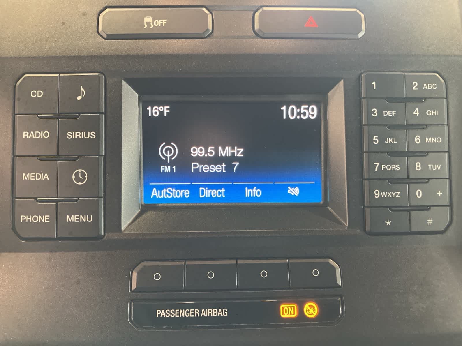 Thumbnail: 2017 Ford Econoline - 23