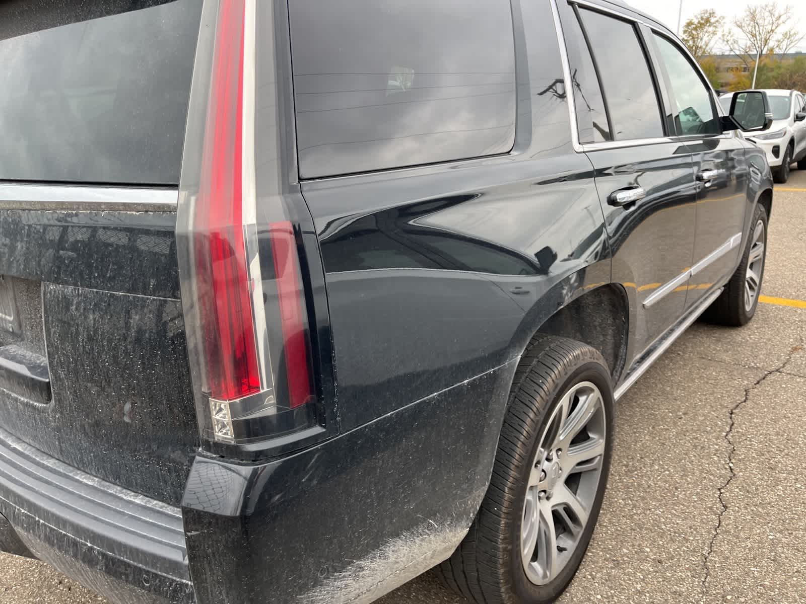 Thumbnail: 2017 Cadillac Escalade - 14