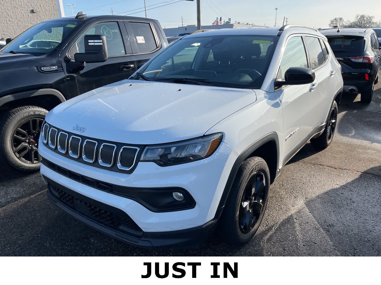 Thumbnail: 2022 Jeep Compass - 1