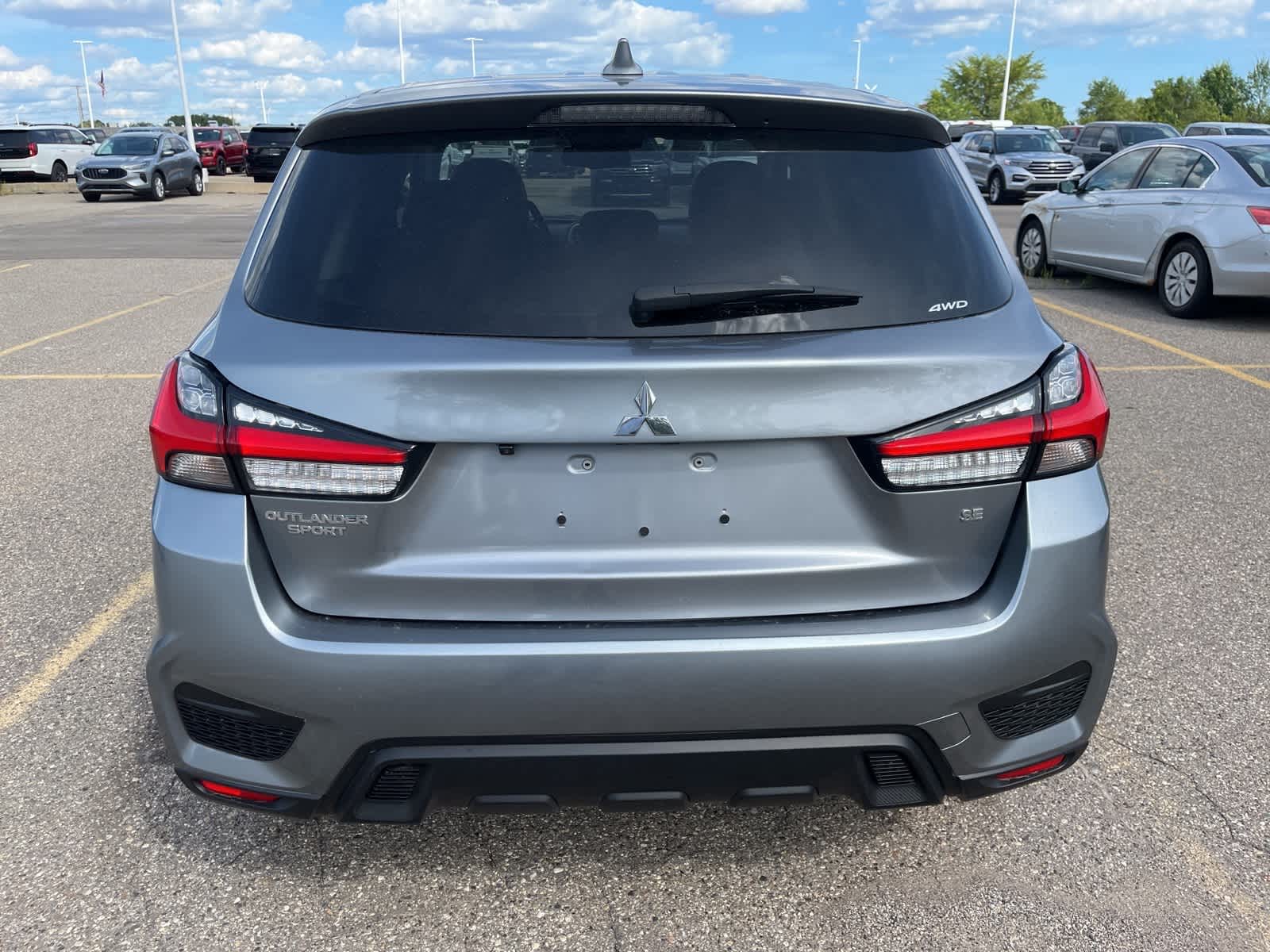 Thumbnail: 2024 Mitsubishi Outlander Sport - 10