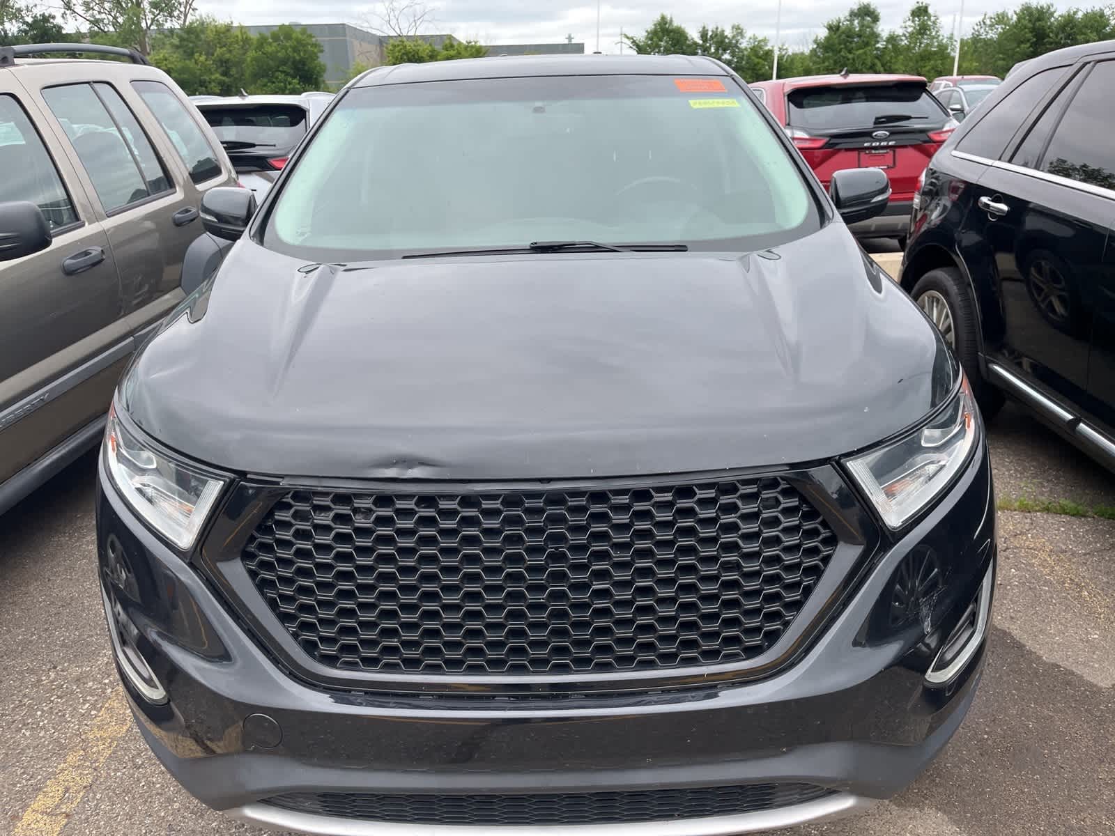 Thumbnail: 2015 Ford Edge - 21