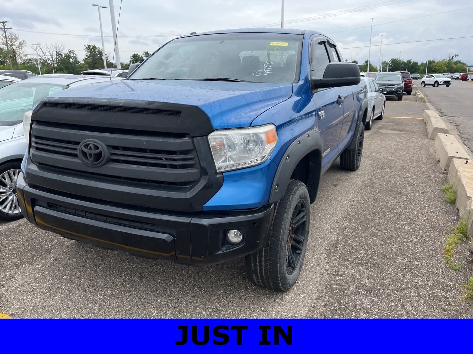 Thumbnail: 2016 Toyota Tundra - 1