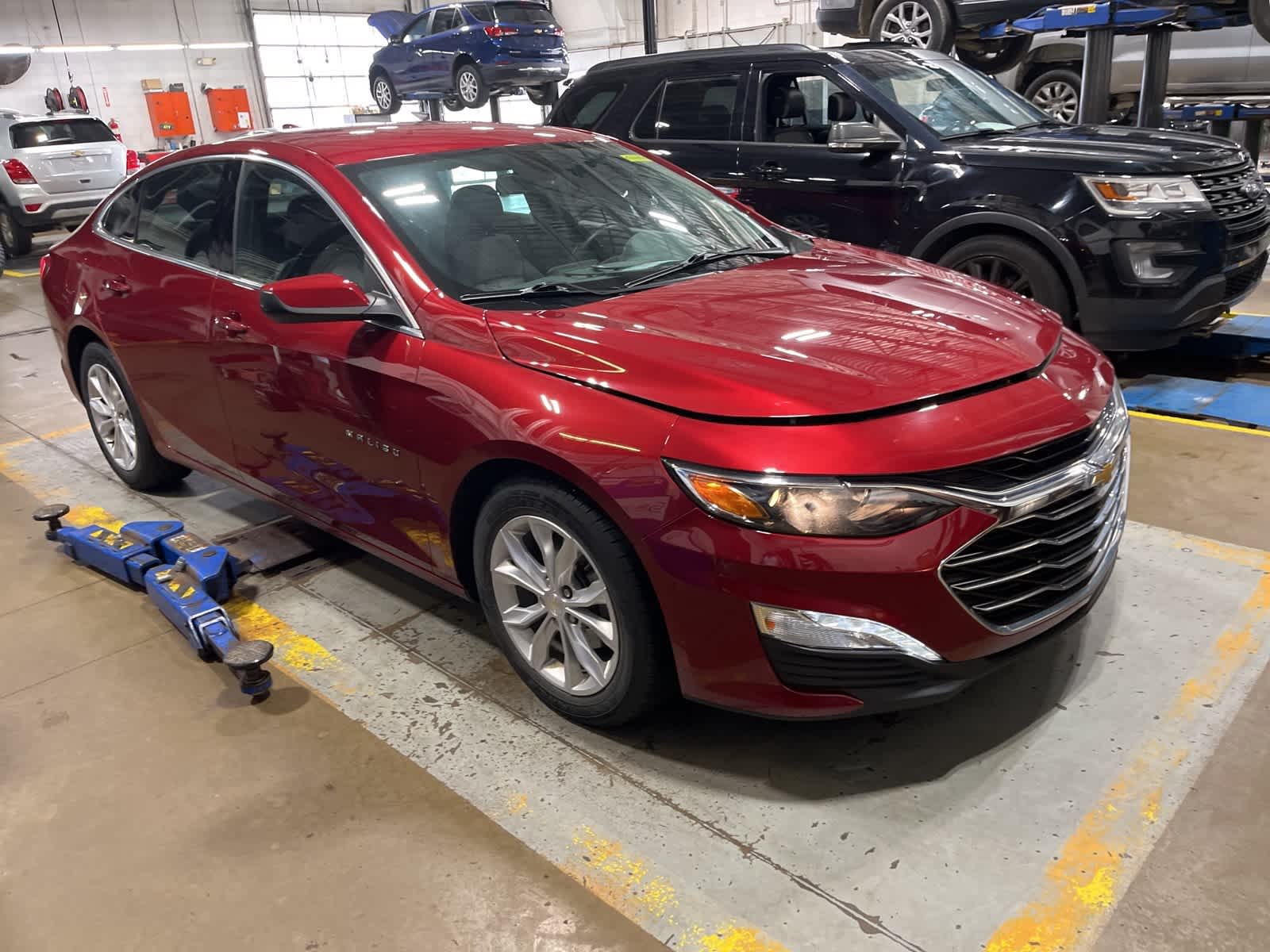 Thumbnail: 2019 Chevrolet Malibu - 19