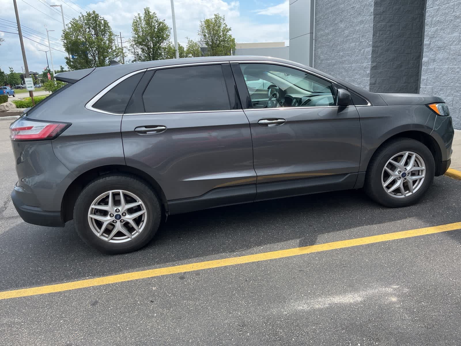 Thumbnail: 2022 Ford Edge - 15