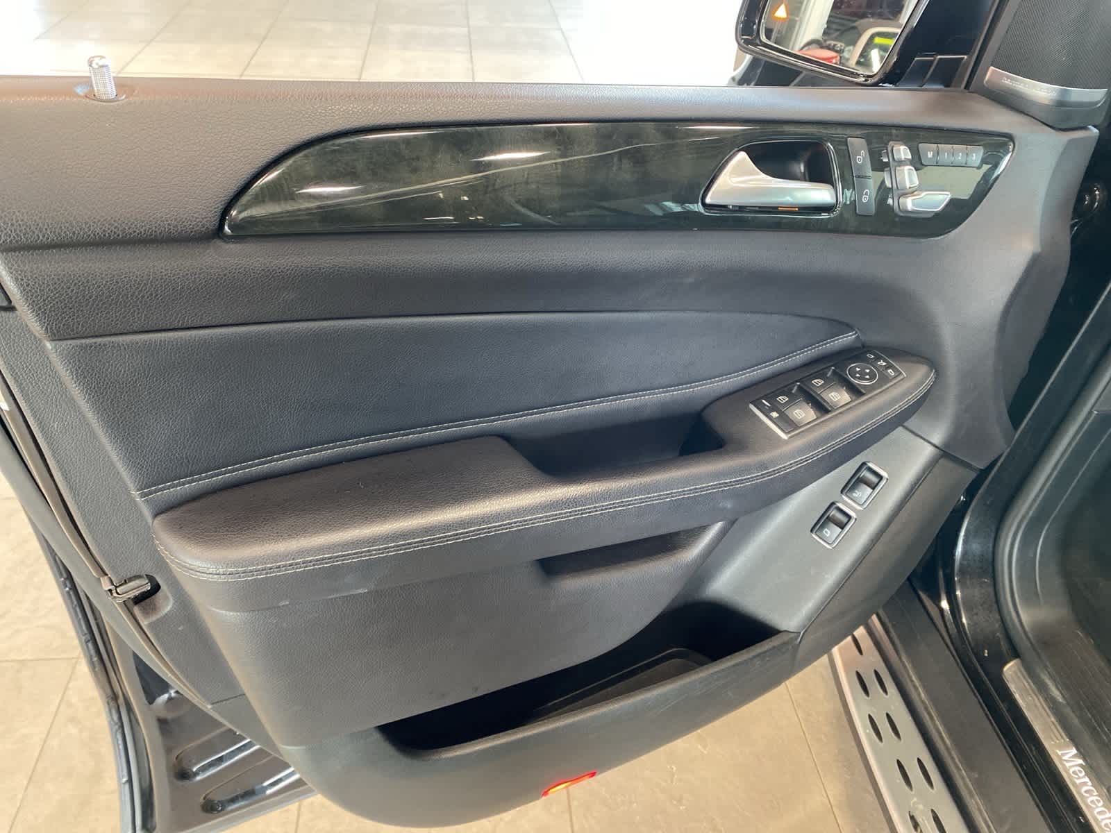 Thumbnail: 2017 Mercedes-Benz GLS - 18