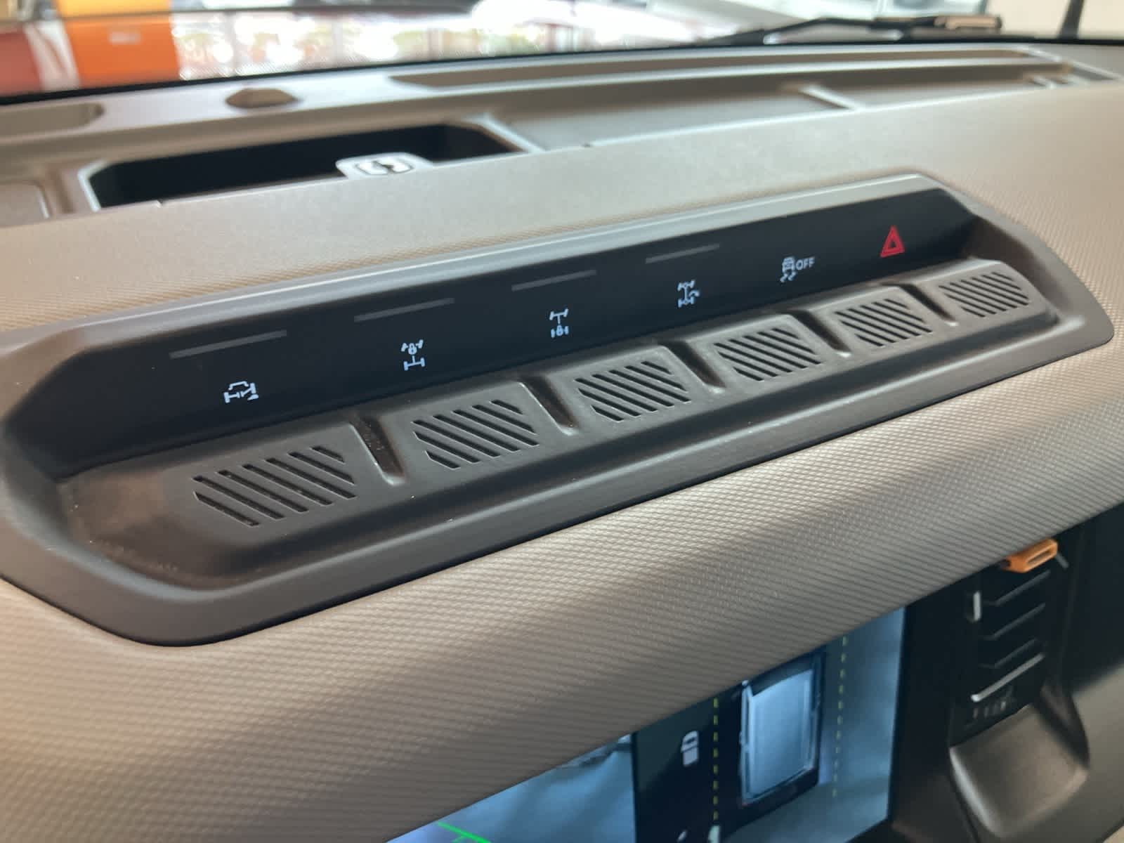 Thumbnail: 2022 Ford Bronco - 23