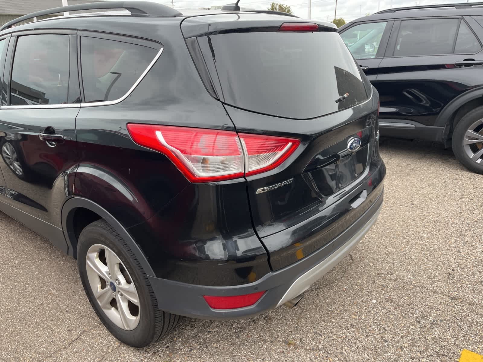 Thumbnail: 2015 Ford Escape - 9