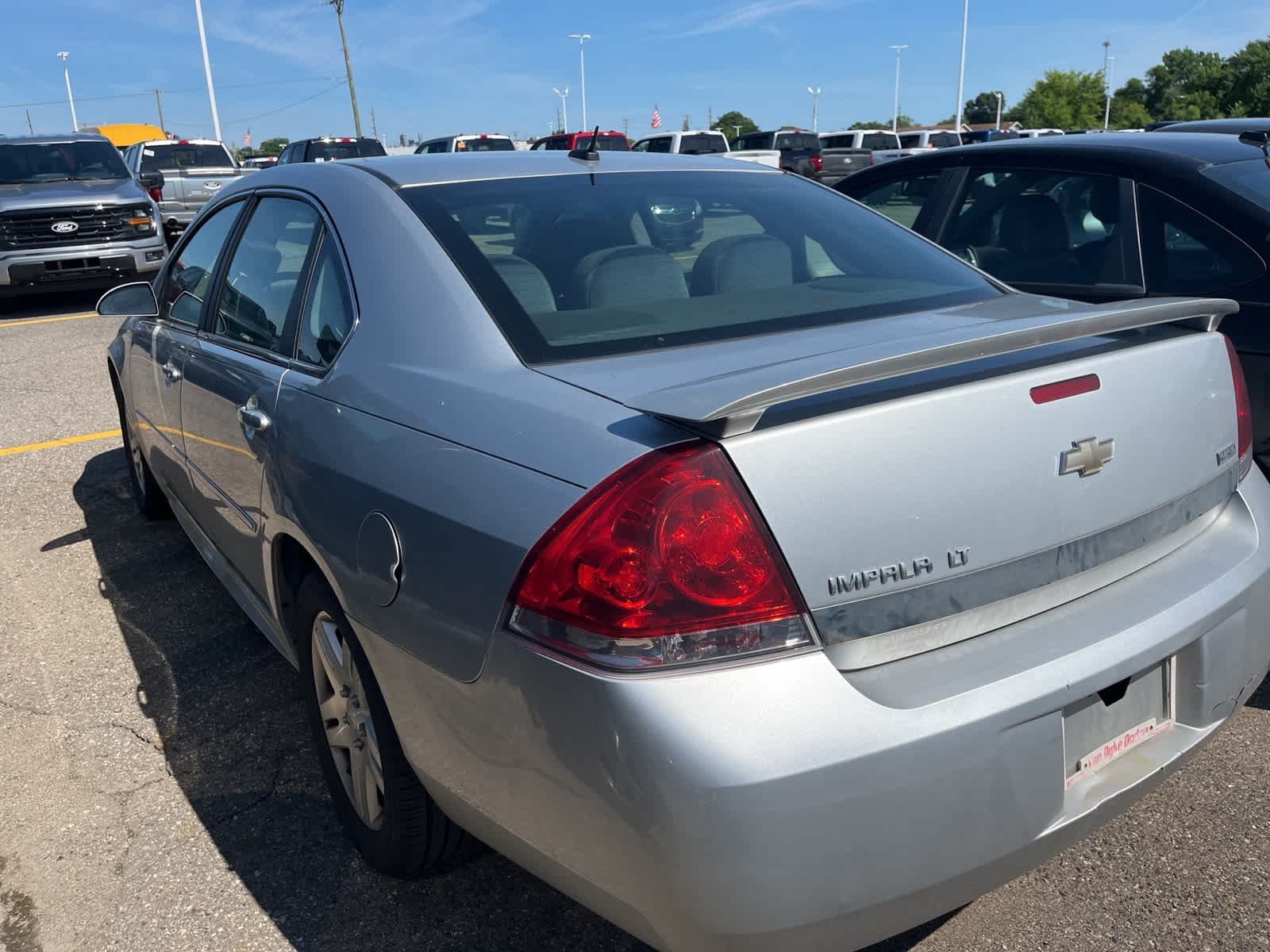 Thumbnail: 2011 Chevrolet Impala - 8