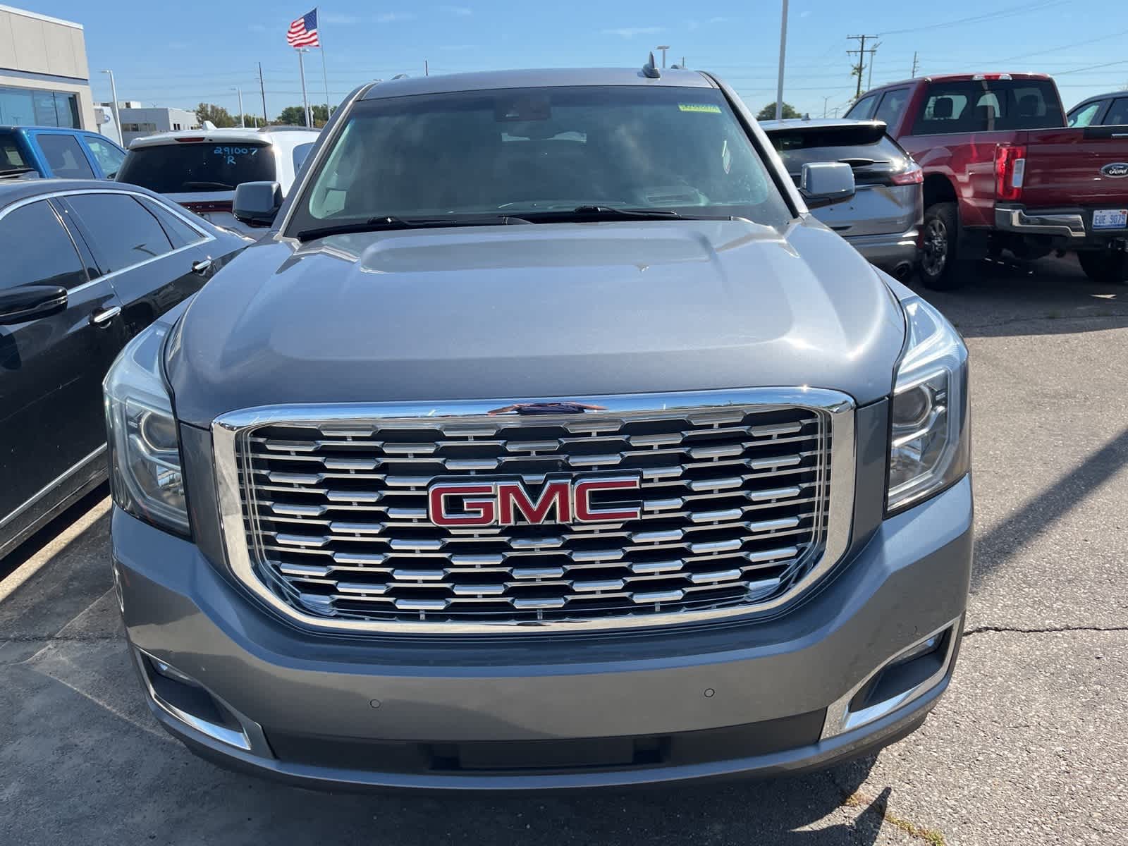 Thumbnail: 2018 GMC Yukon XL - 22