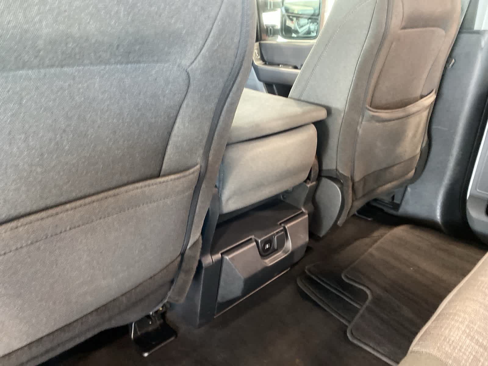 Thumbnail: 2024 Ford Econoline - 29