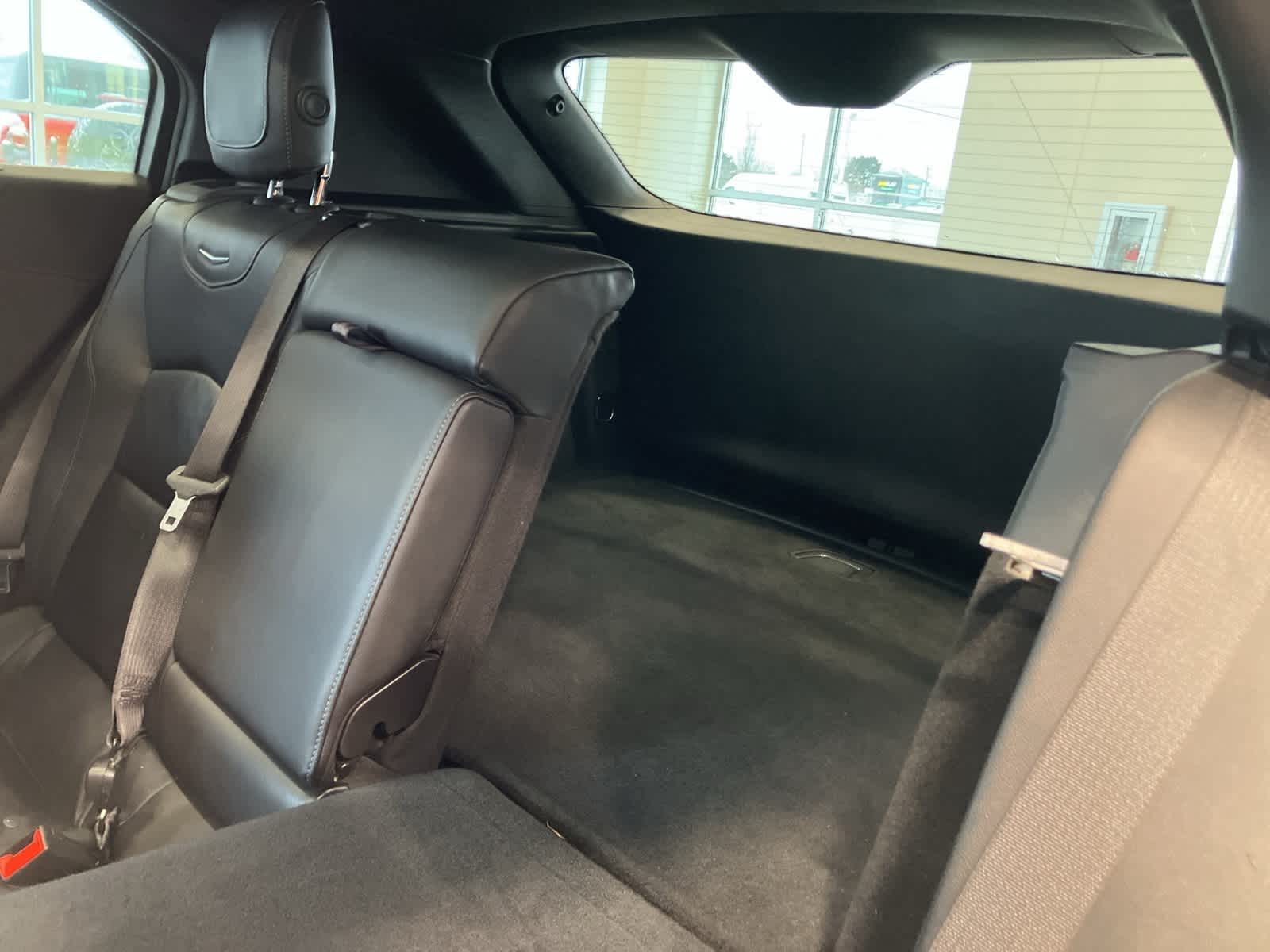 Thumbnail: 2021 Cadillac XT4 - 28