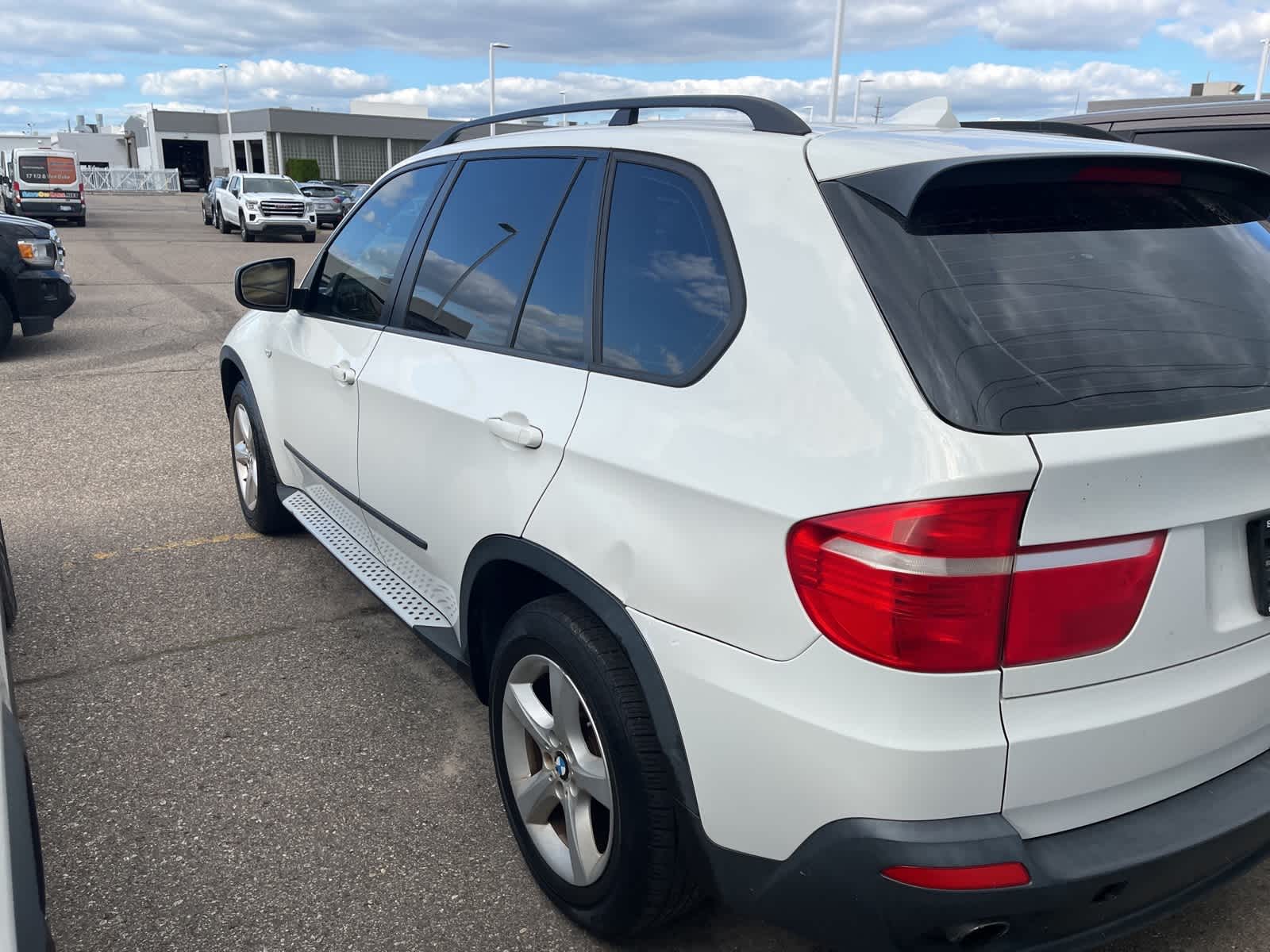 Thumbnail: 2008 BMW X5 - 11