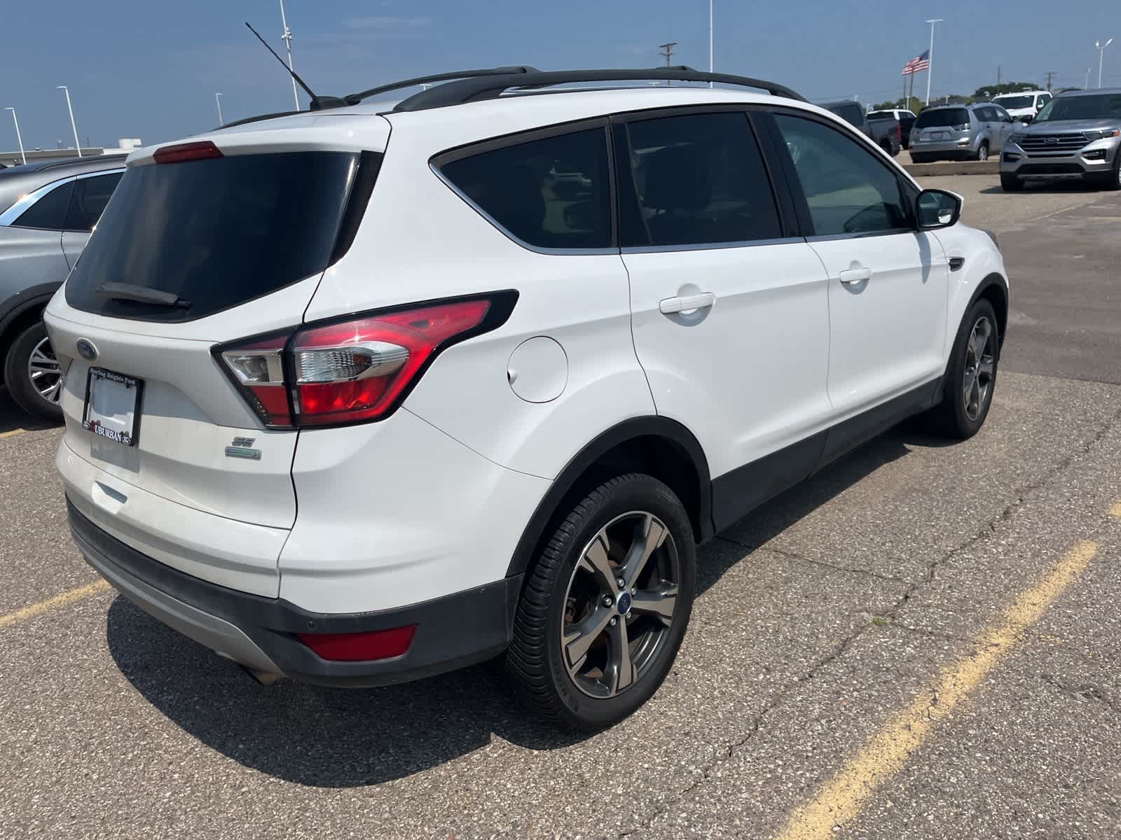 Thumbnail: 2017 Ford Escape - 12