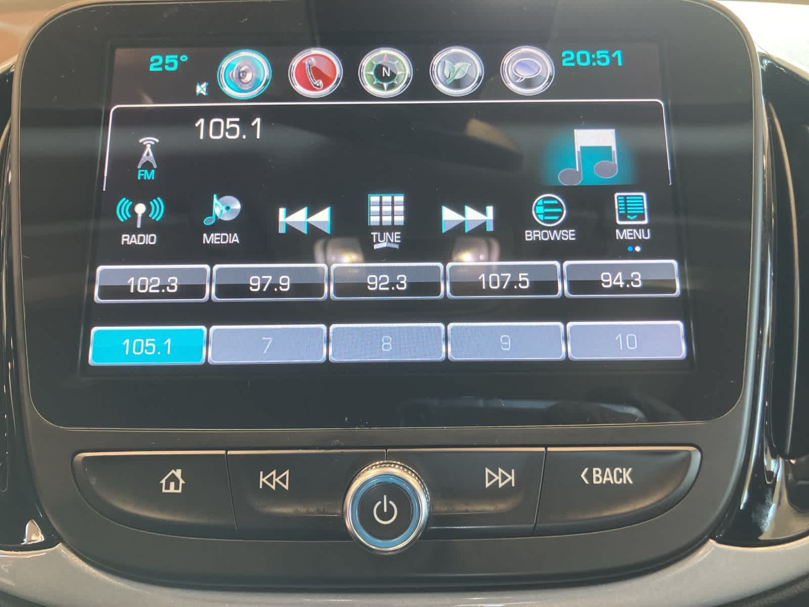 Thumbnail: 2017 Chevrolet Volt - 22