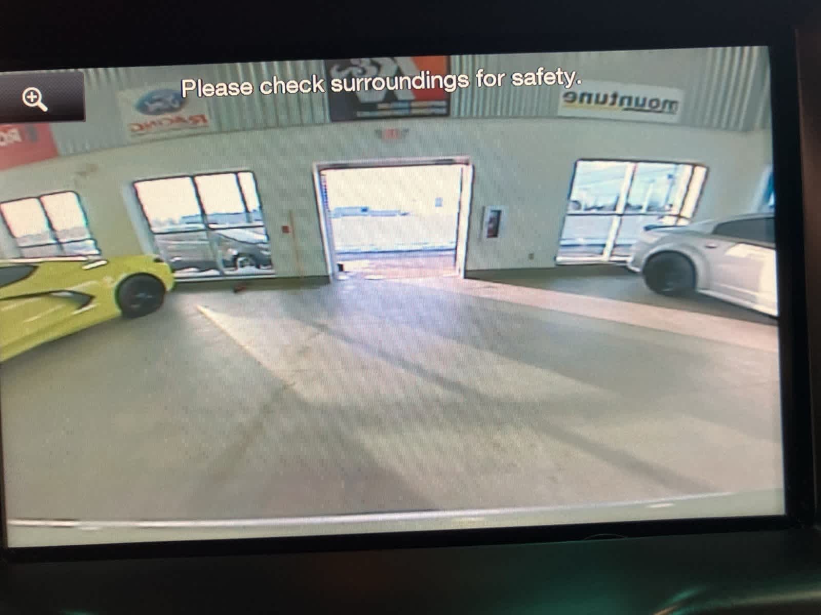 Thumbnail: 2015 Ford Explorer - 22