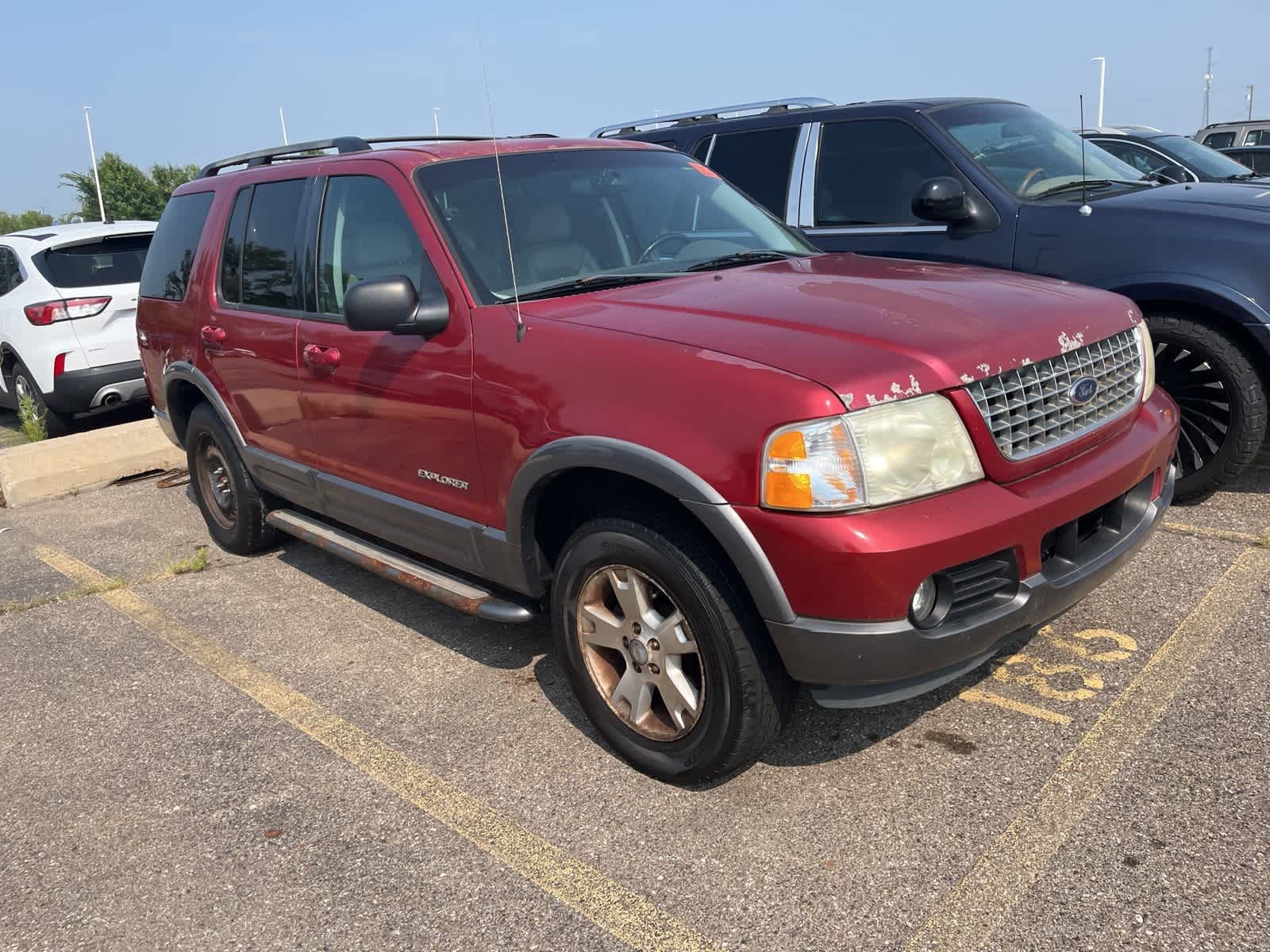 Thumbnail: 2004 Ford Explorer - 15